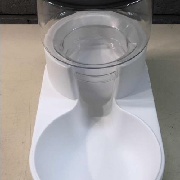 Automatic pet feeder - kibble and water despencer - Picture 2 of 6